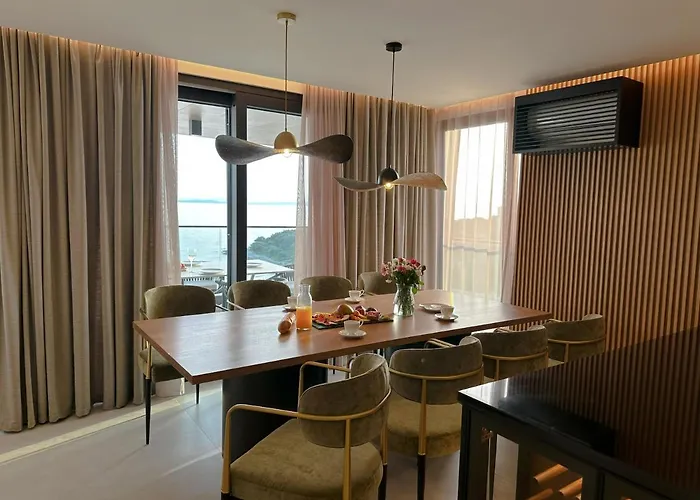 아파트 Luxury Amber - With Jacuzzi