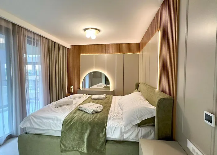 Luxury Amber - With Jacuzzi 아파트 *